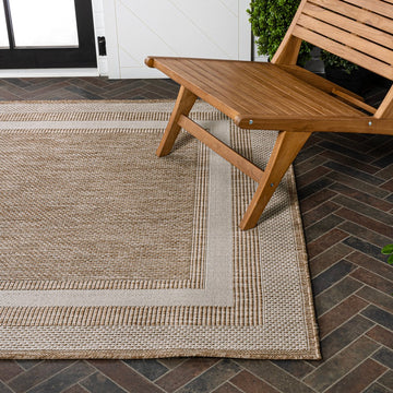 Dover Classic 3-Stripe Border Indoor/Outdoor Area Rug